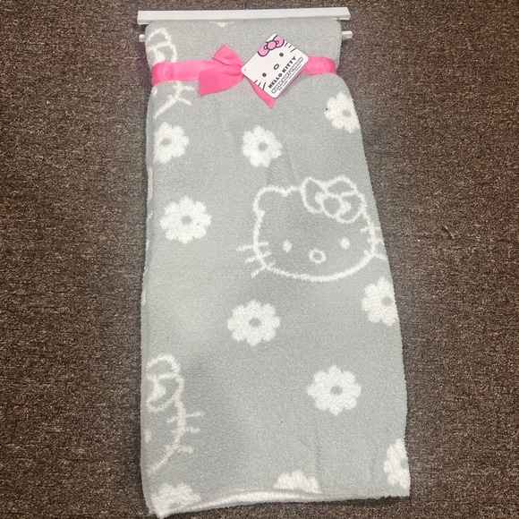 Hello Kitty gray blanket throw - Picture 1 of 1